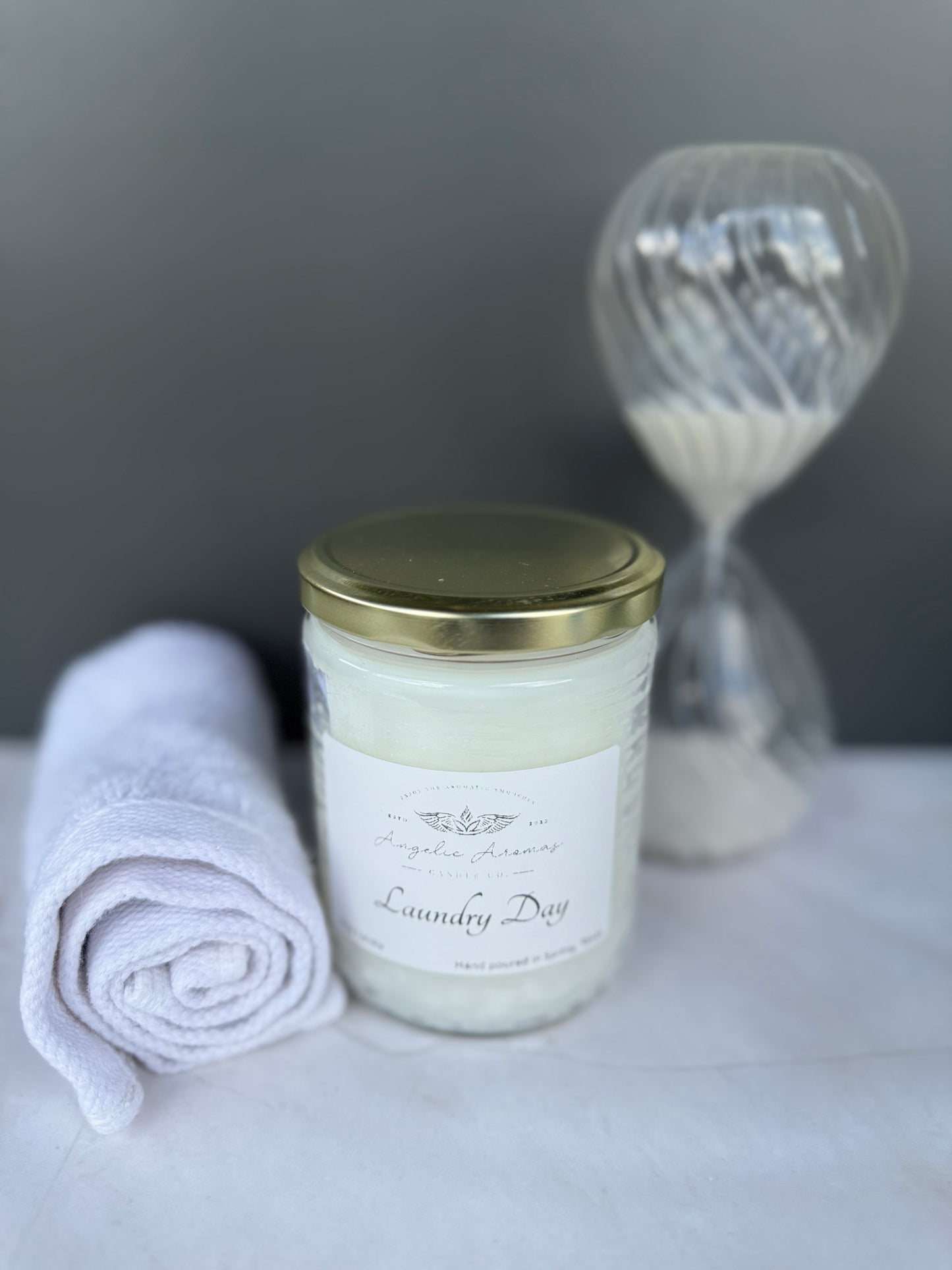 Medium 14.5 oz wooden Wick Candle